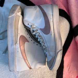 pink air forces